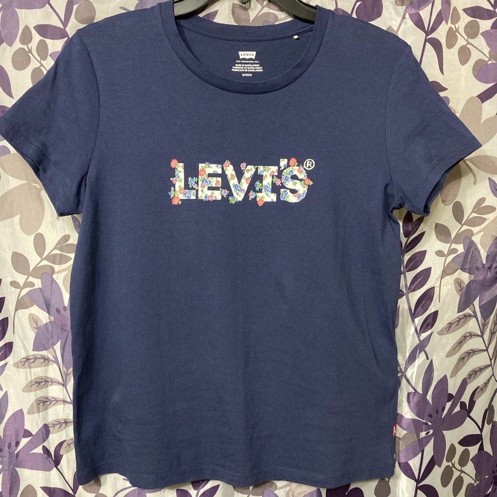 Levi's Blue Graphic Tee NWOT